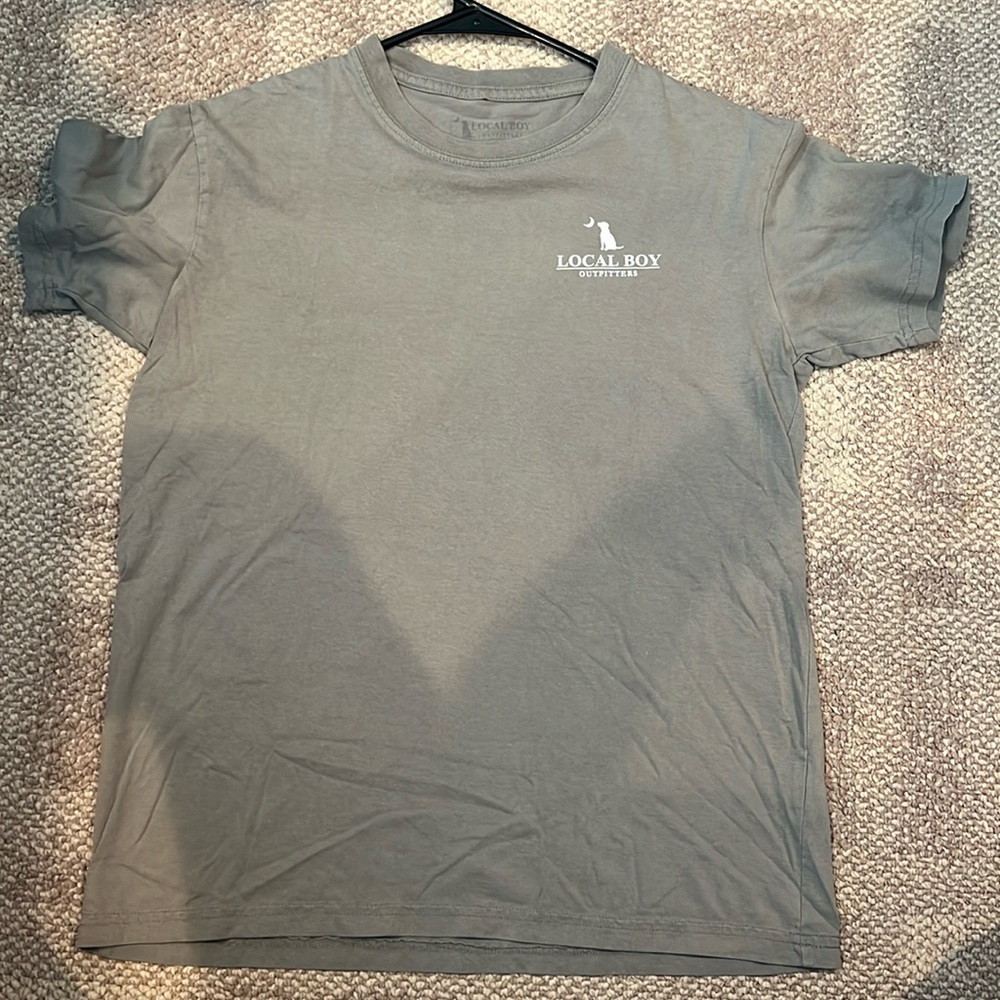 EUC  Boys Local Boy Outfitters T Shirt Short Sleeve Gray/green with camo YXL